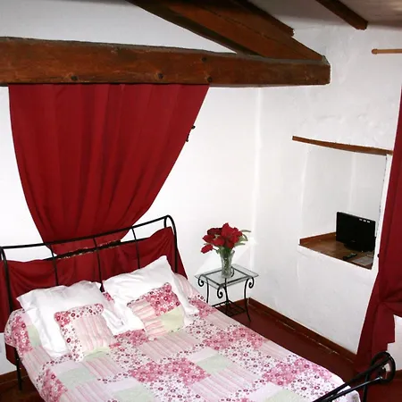 Castel Chambres 3*