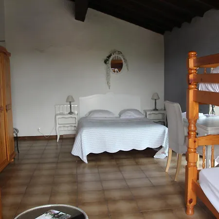 Castel Chambres, Château De Couette-café 3*