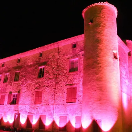 Castel Chambres, Château De 3*